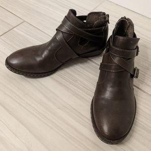 BOC brown faux leather buckle ankle booties size 6.5